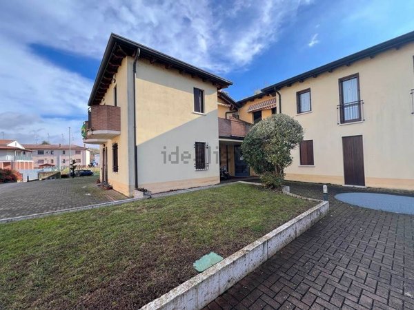 appartamento in vendita a Villimpenta