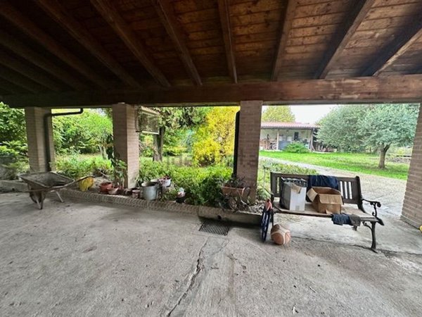 casa indipendente in vendita a Villimpenta in zona Pradello