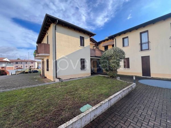 appartamento in vendita a Villimpenta in zona Pradello