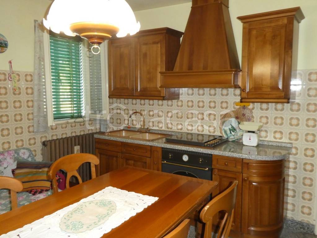 casa indipendente in vendita a Villimpenta