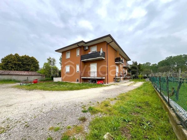 appartamento in vendita a Villimpenta in zona Pradello