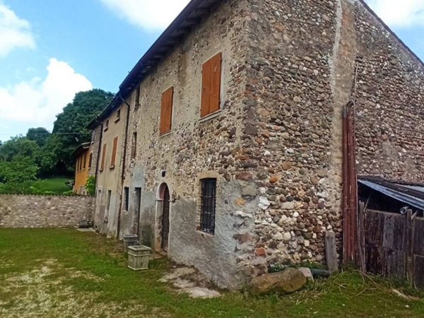casa indipendente in vendita a Volta Mantovana