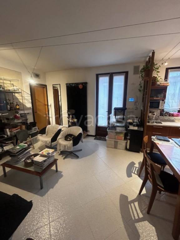 appartamento in vendita a Volta Mantovana