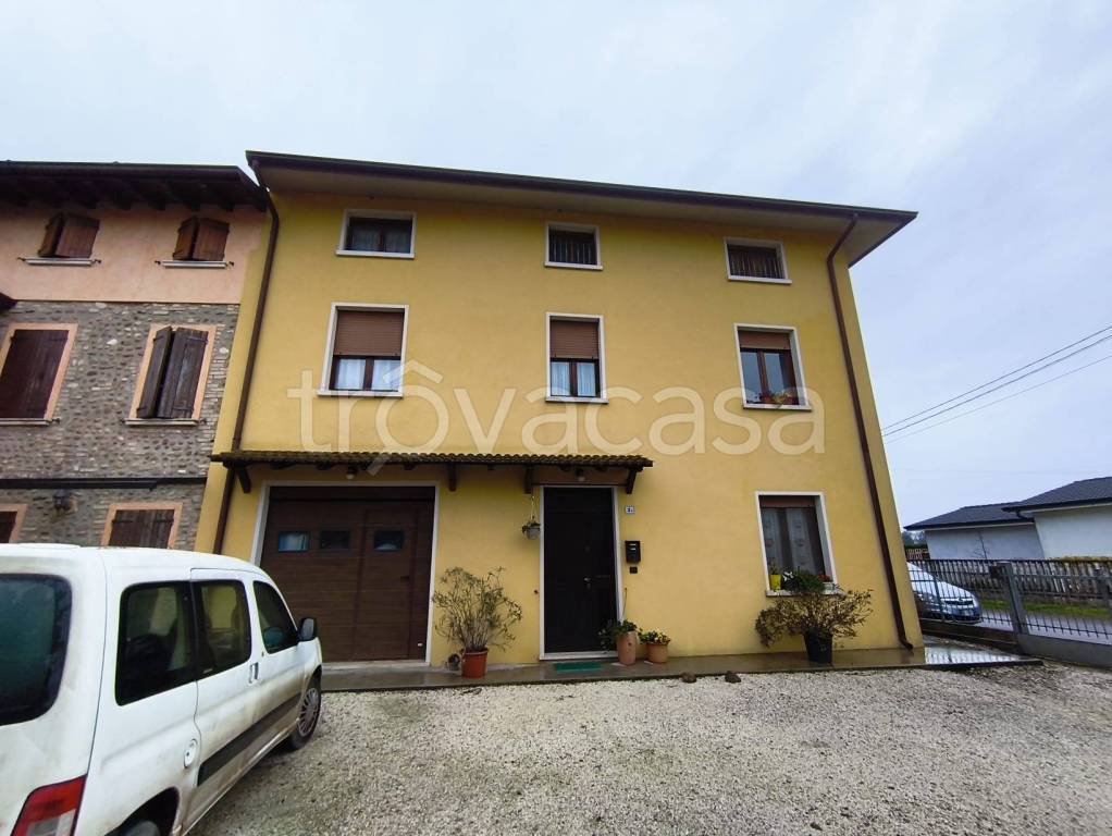 casa indipendente in vendita a Volta Mantovana