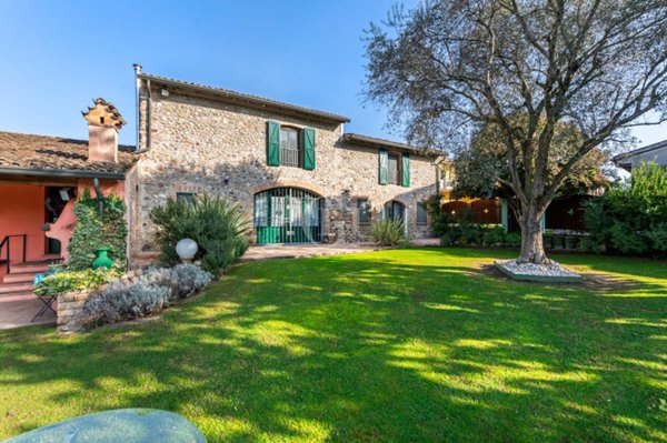 casa indipendente in vendita a Volta Mantovana