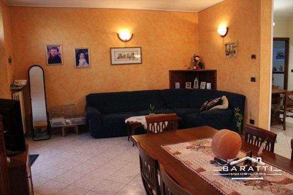 casa indipendente in vendita a Volta Mantovana