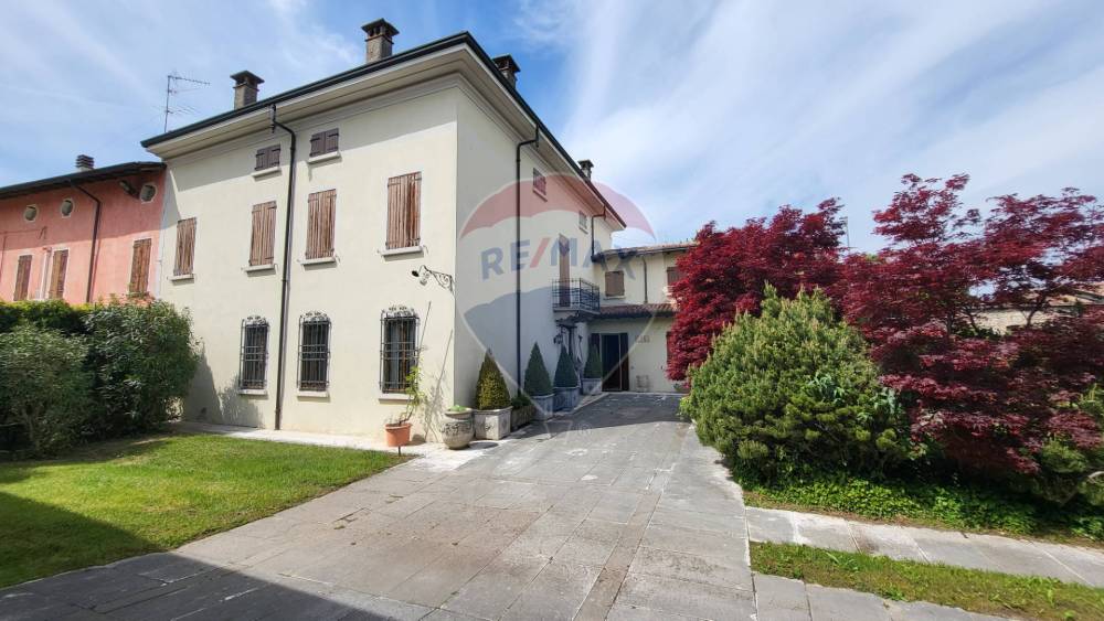 casa indipendente in vendita a Volta Mantovana