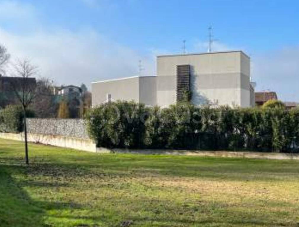 casa indipendente in vendita a Volta Mantovana
