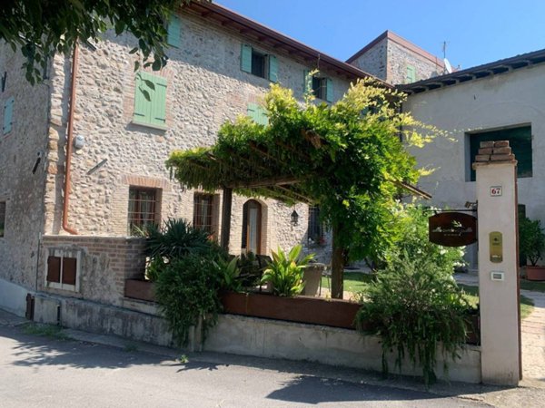 casa indipendente in vendita a Volta Mantovana