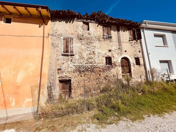 casa indipendente in vendita a Volta Mantovana