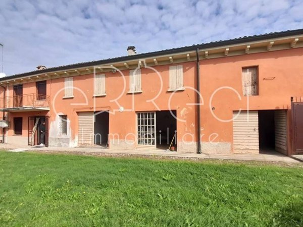 casa indipendente in vendita a Volta Mantovana