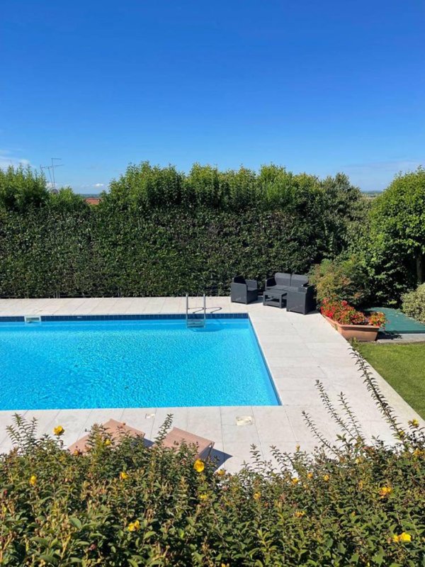 casa indipendente in vendita a Volta Mantovana