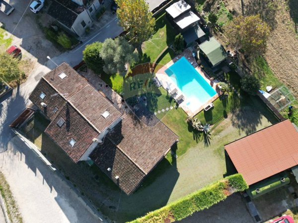 casa indipendente in vendita a Volta Mantovana