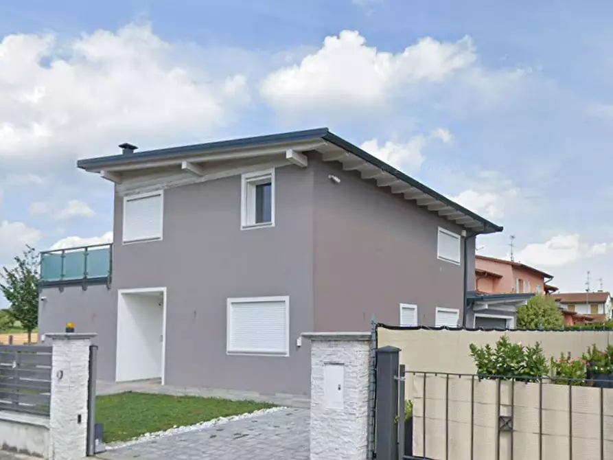 casa indipendente in vendita a Volta Mantovana