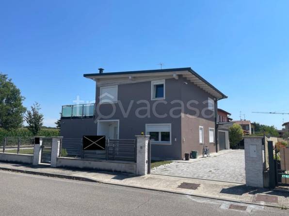 casa indipendente in vendita a Volta Mantovana