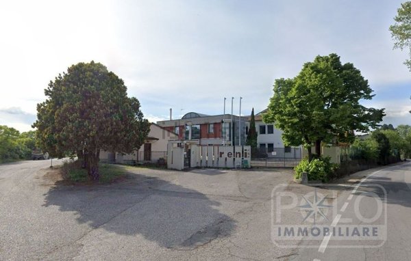 capannone in vendita a Volta Mantovana