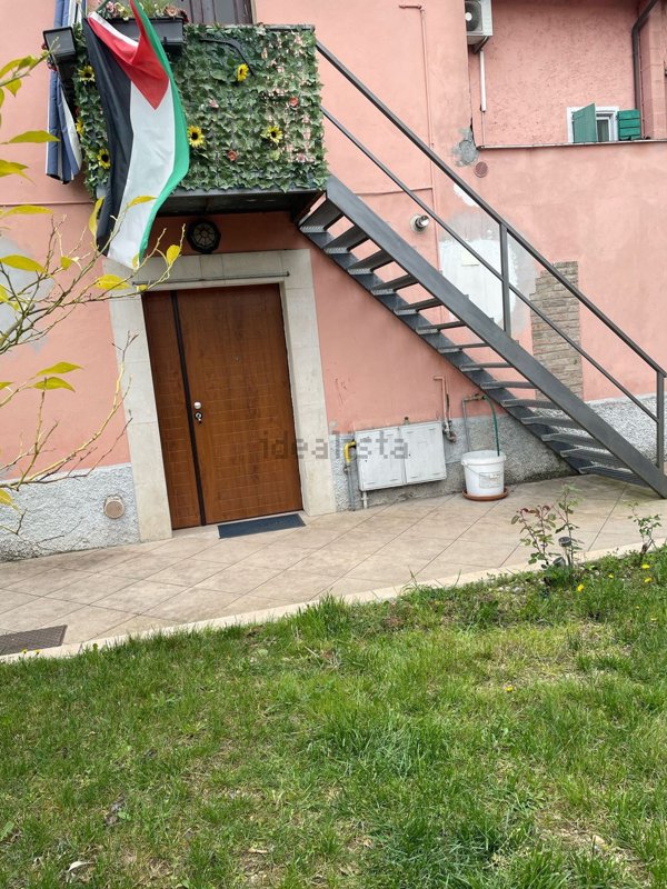 casa indipendente in vendita a Volta Mantovana