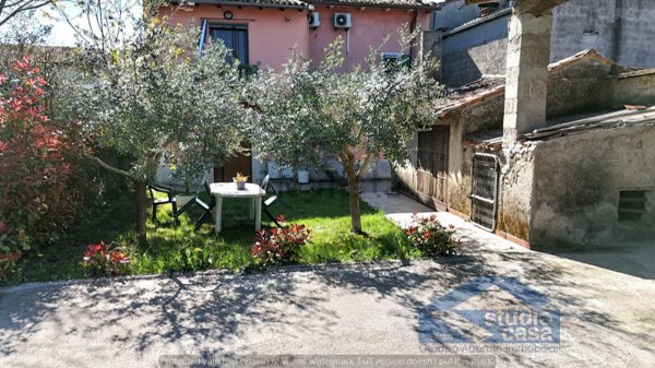 appartamento in vendita a Volta Mantovana in zona Paradiso