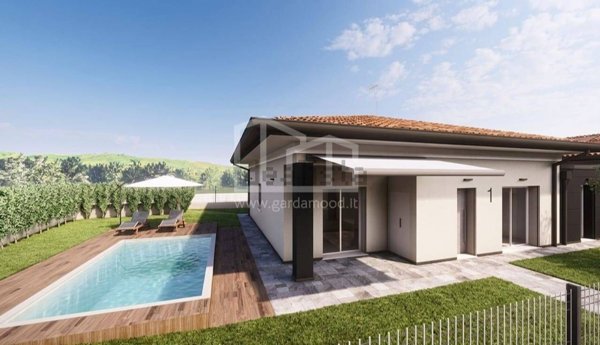 casa indipendente in vendita a Volta Mantovana
