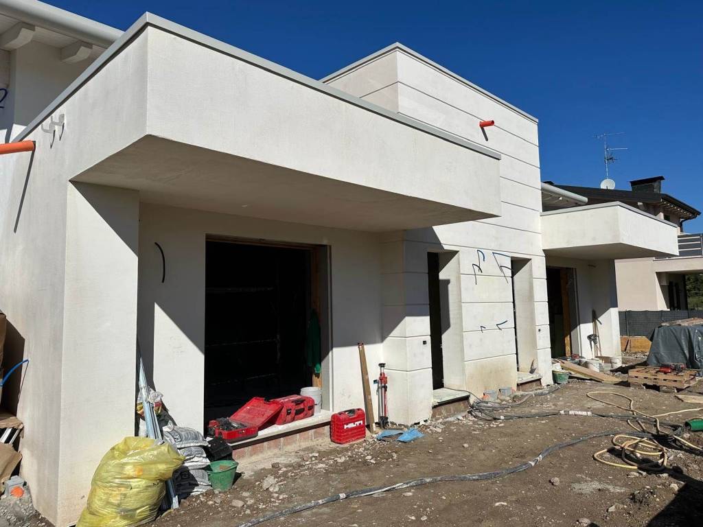 casa indipendente in vendita a Volta Mantovana