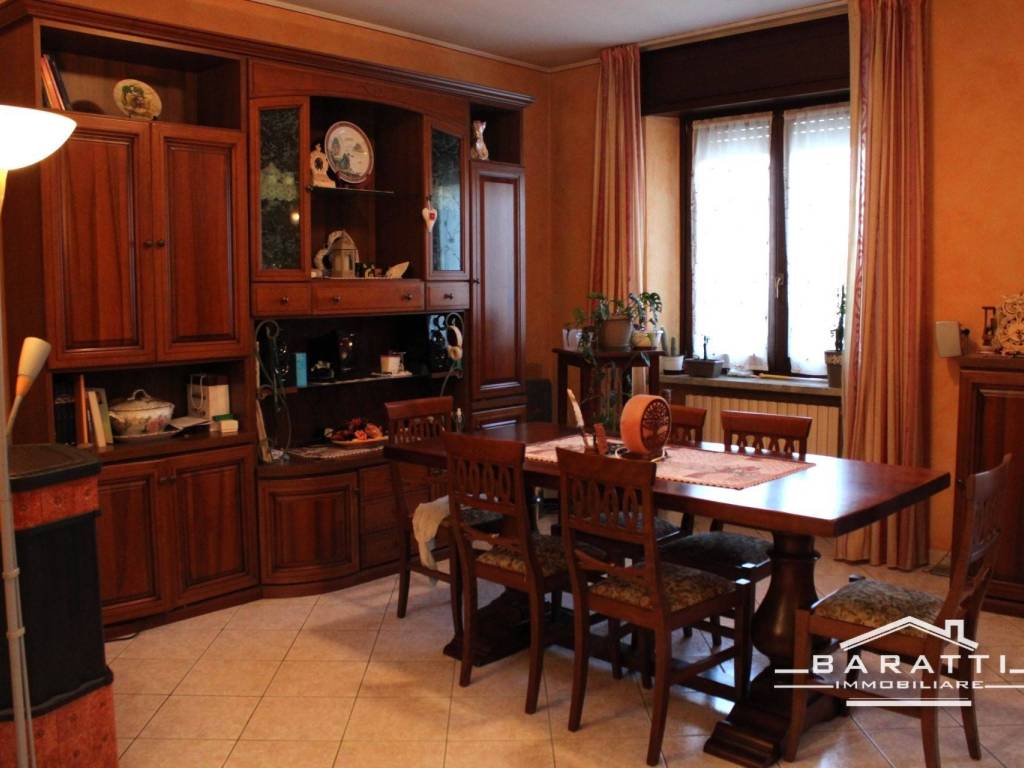 casa indipendente in vendita a Volta Mantovana in zona Cereta