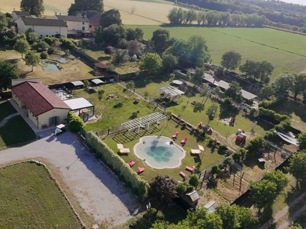 casa indipendente in vendita a Volta Mantovana in zona Cereta