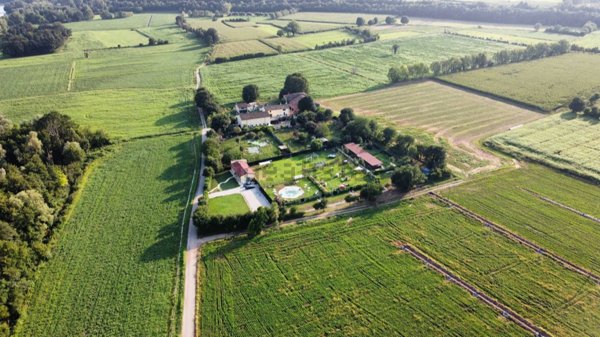 casale in vendita a Volta Mantovana in zona Cereta