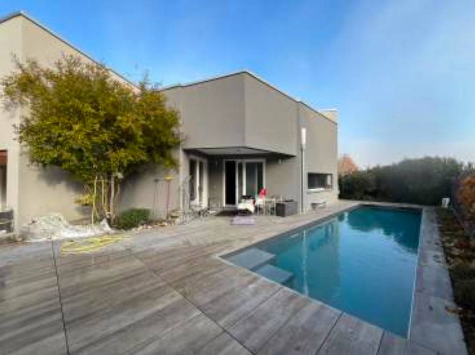 casa indipendente in vendita a Volta Mantovana