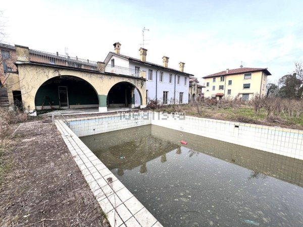 terreno edificabile in vendita a Borgo Virgilio in zona Virgilio