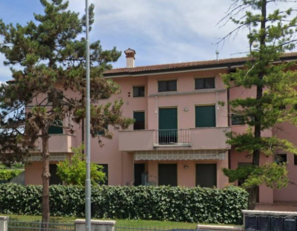 appartamento in vendita a Borgo Virgilio in zona Virgilio
