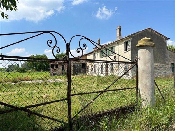 ufficio in vendita a Borgo Virgilio in zona Virgilio