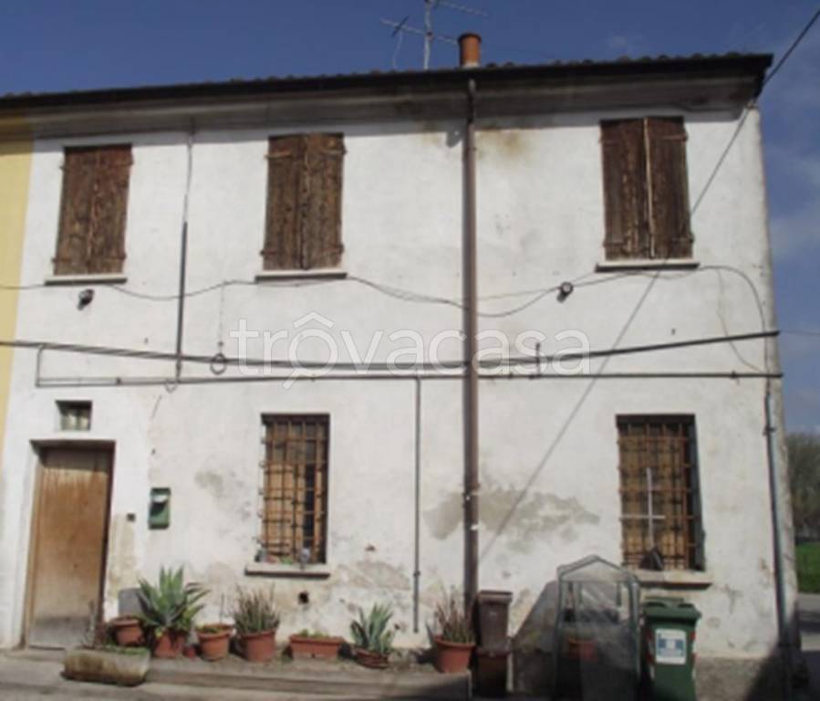 casa indipendente in vendita a Borgo Virgilio in zona Virgilio