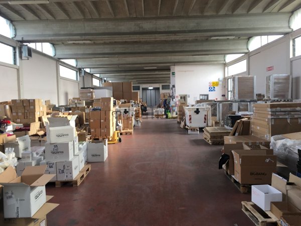 locale di sgombero in vendita a Borgo Virgilio in zona Virgilio