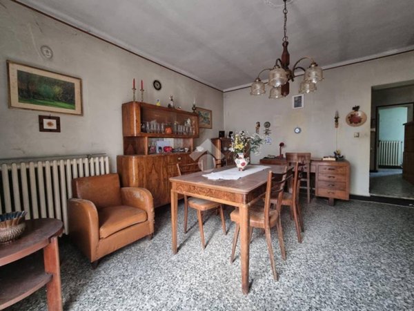 casa semindipendente in vendita a Borgo Virgilio in zona Virgilio