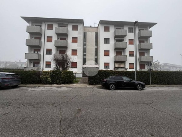 appartamento in vendita a Borgo Virgilio in zona Virgilio