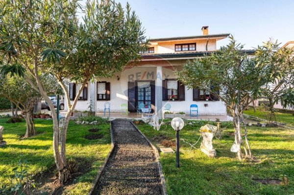 casa indipendente in vendita a Borgo Virgilio in zona Virgilio