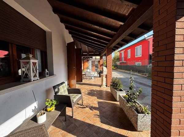 casa indipendente in vendita a Borgo Virgilio in zona Virgilio