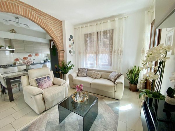 appartamento in vendita a Borgo Virgilio in zona Virgilio