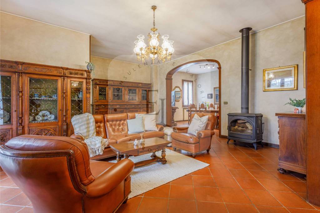 casa indipendente in vendita a Borgo Virgilio in zona Virgilio