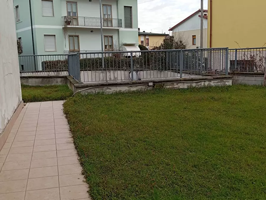 appartamento in vendita a Borgo Virgilio in zona Virgilio