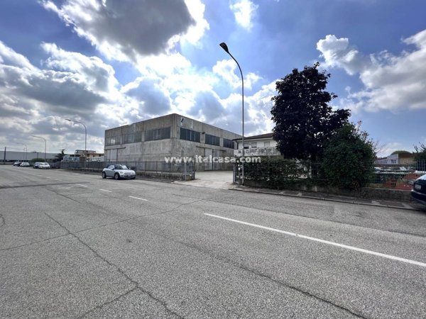 terreno edificabile in vendita a Borgo Virgilio in zona Virgilio