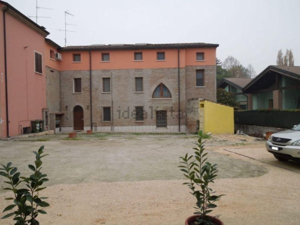 appartamento in vendita a Borgo Virgilio in zona Virgilio