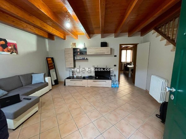 appartamento in vendita a Borgo Virgilio in zona Virgilio