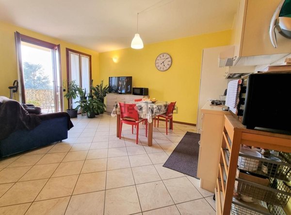 appartamento in vendita a Borgo Virgilio in zona Virgilio