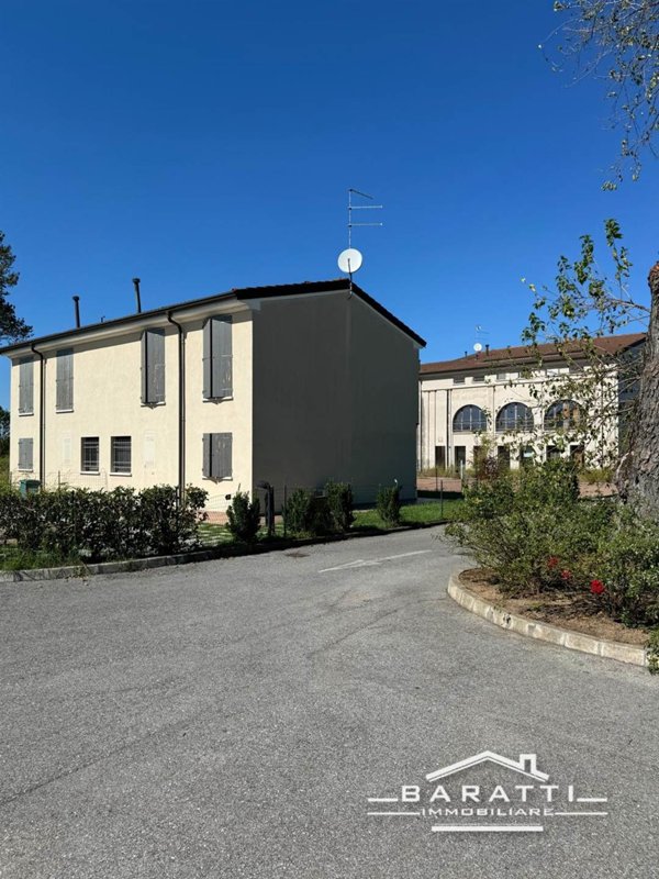 appartamento in vendita a Borgo Virgilio in zona Virgilio