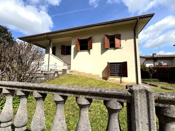 casa indipendente in vendita a Borgo Virgilio in zona Virgilio