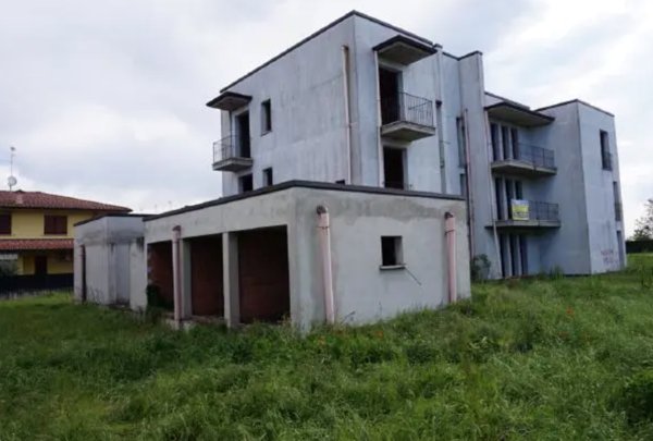 appartamento in vendita a Borgo Virgilio in zona Virgilio