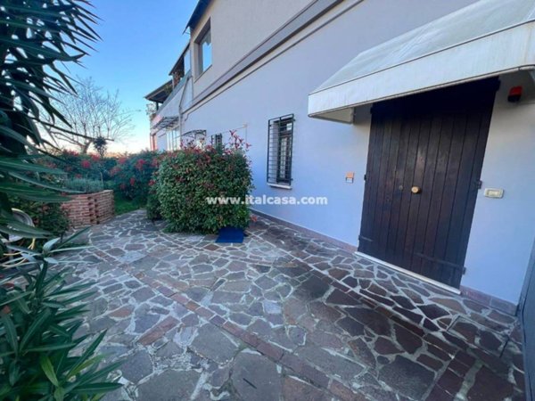 appartamento in vendita a Borgo Virgilio in zona Virgilio