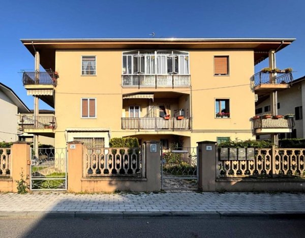 appartamento in vendita a Borgo Virgilio in zona Virgilio