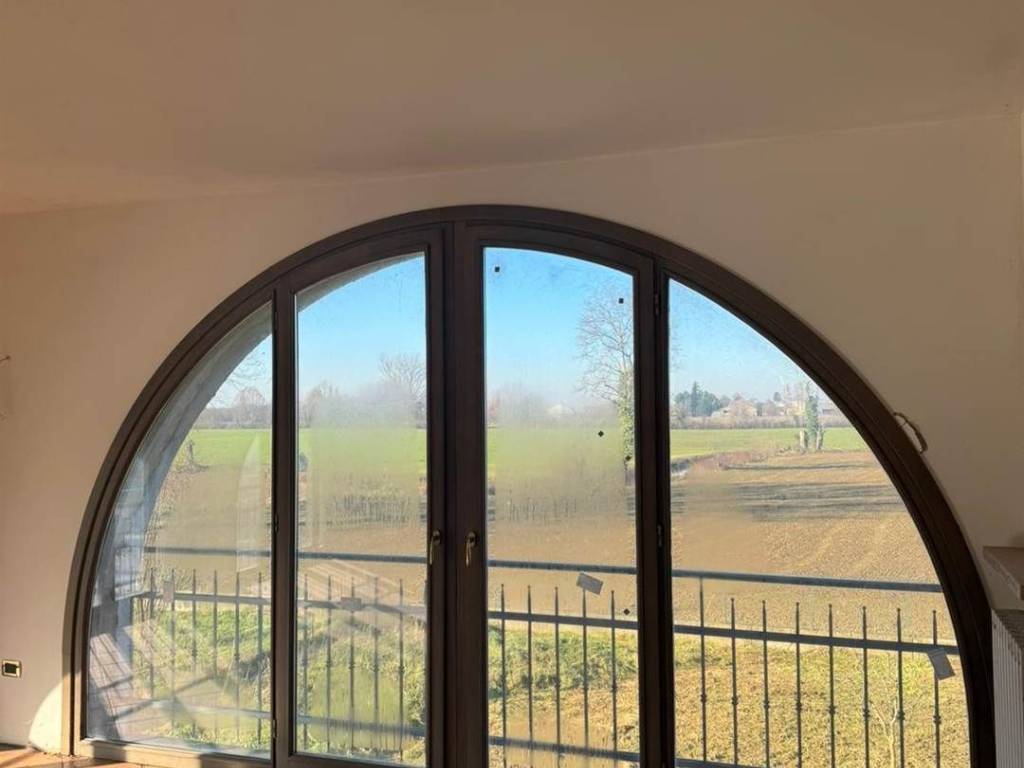 appartamento in vendita a Borgo Virgilio in zona Virgilio